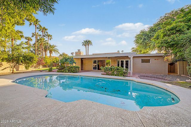 8547 N WOODLAND Court, Scottsdale, AZ 85258