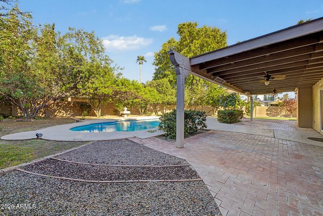 8547 N WOODLAND Court, Scottsdale, AZ 85258