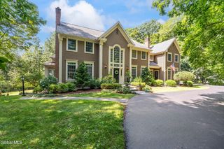 70 Dublin Drive, Niskayuna, NY 12309