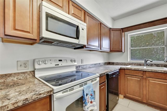 12130 MAPLE STREET, Dunnellon, FL 34432