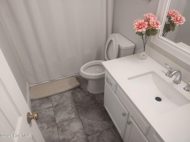 5302 Dandelion Drive, Wilmington, NC 28405