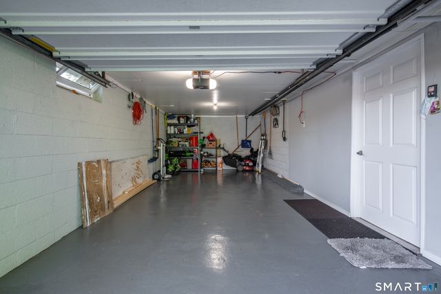 6 Over Street, Waterbury, CT 06708