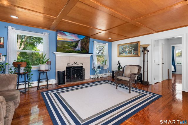 6 Over Street, Waterbury, CT 06708