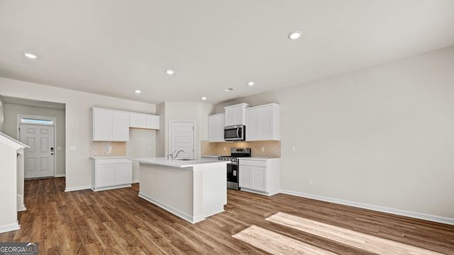 66 White Spruce Way, Newnan, GA 30265