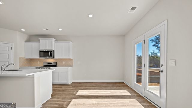 66 White Spruce Way, Newnan, GA 30265