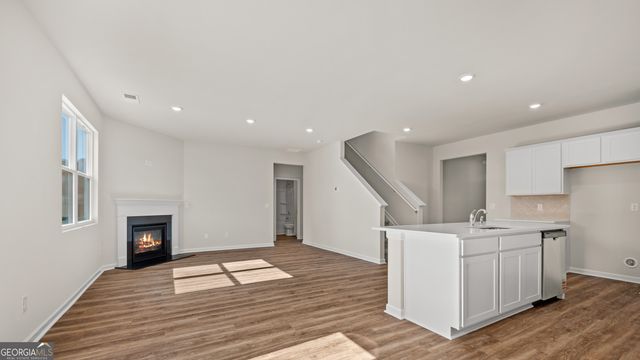 66 White Spruce Way, Newnan, GA 30265