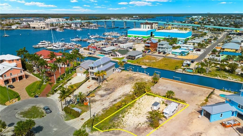740 Matanzas CT, Fort Myers Beach, FL 33931