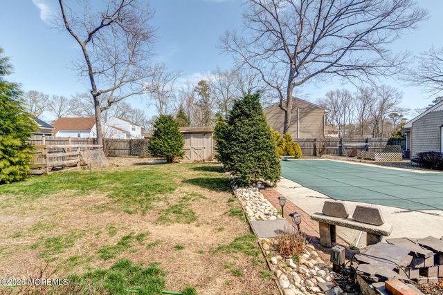 411 Brentwood Place, Forked River, NJ 08731