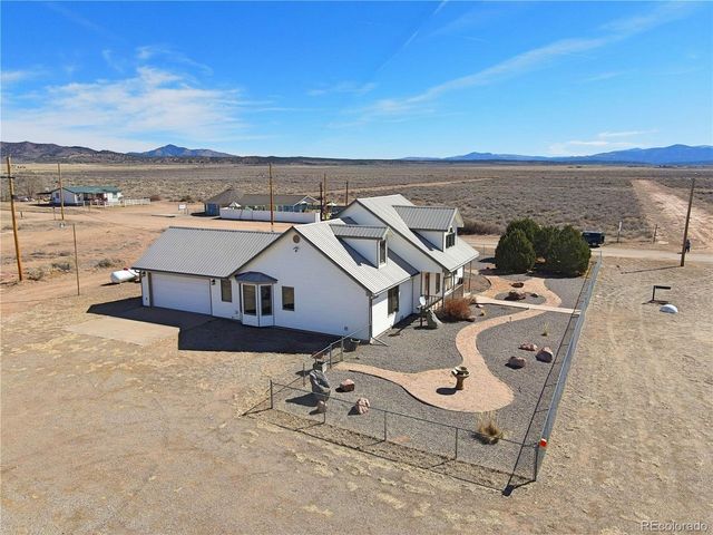 604 9th St, Blanca, CO 81123