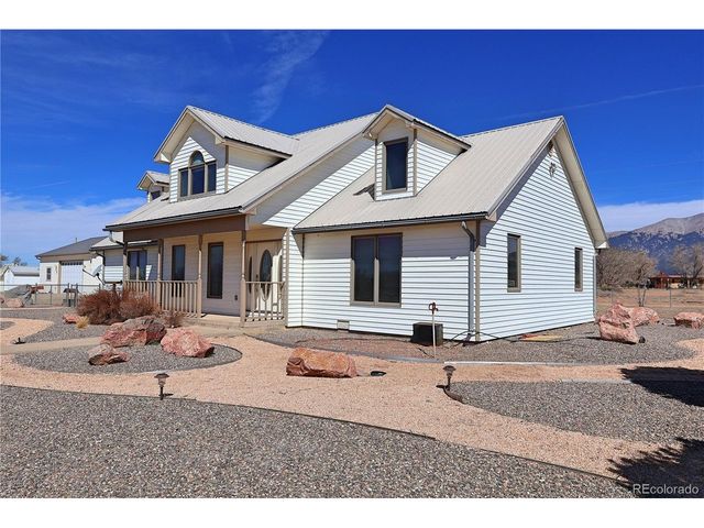 604 9th St, Blanca, CO 81123