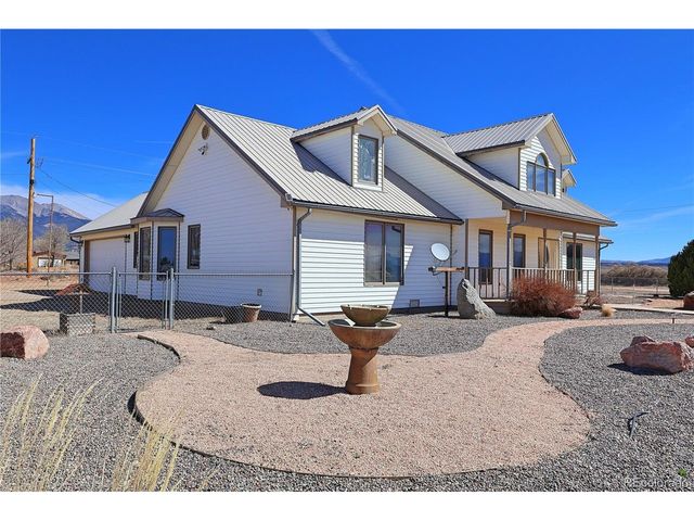 604 9th St, Blanca, CO 81123