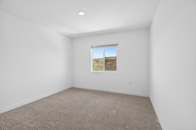7249 Robins Cove Dr, Stockton, CA 95219