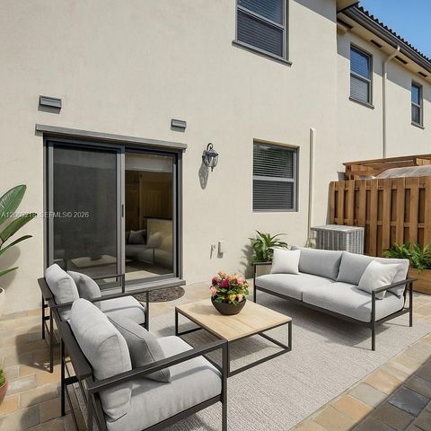 11981 SW 150th Pl, Miami, FL 33196