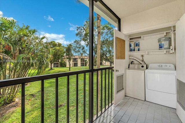 6832 S Palmetto Cir S 201, Boca Raton, FL 33433