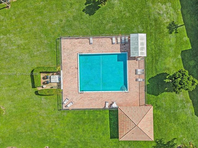 6832 S Palmetto Cir S 201, Boca Raton, FL 33433