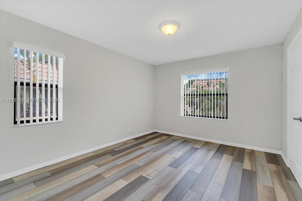 Image 13 of property listing at 6832 S Palmetto Cir S 201, Boca Raton, FL 33433