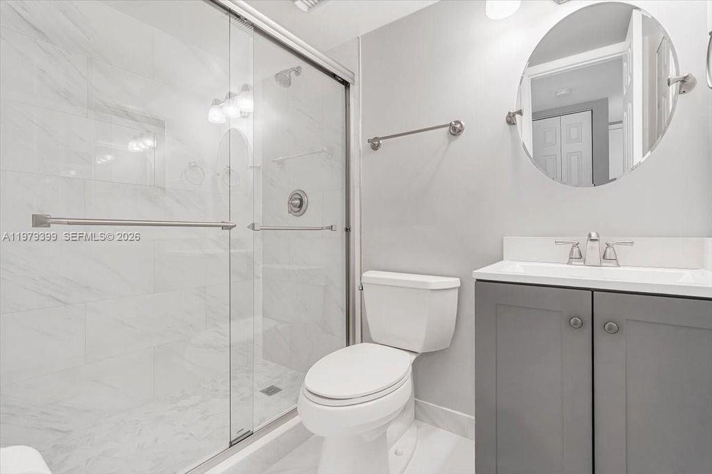 Image 15 of property listing at 6832 S Palmetto Cir S 201, Boca Raton, FL 33433