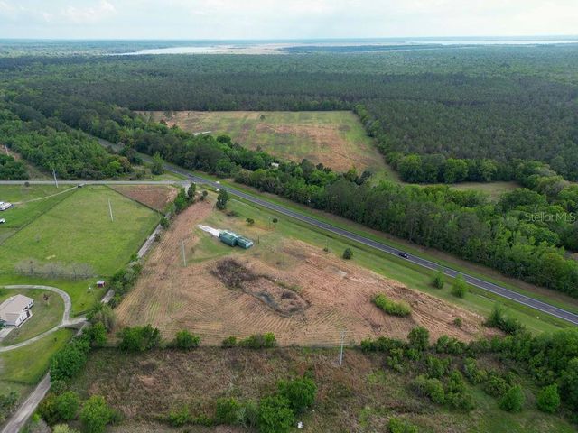 6029 US HIGHWAY 17, De Leon Springs, FL 32130