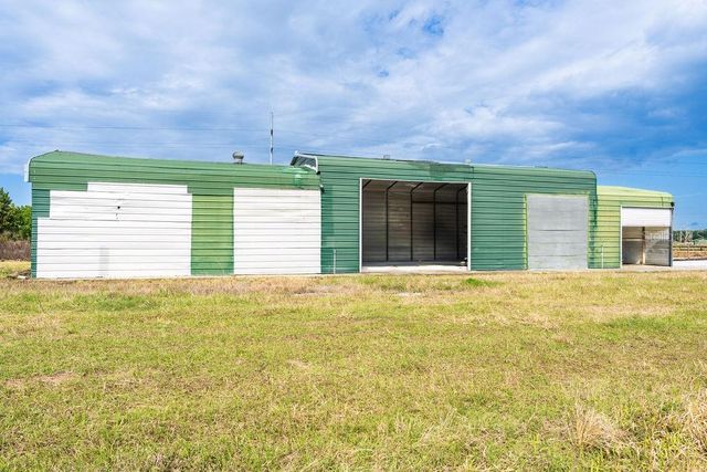 6029 US HIGHWAY 17, De Leon Springs, FL 32130