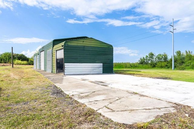 6029 US HIGHWAY 17, De Leon Springs, FL 32130
