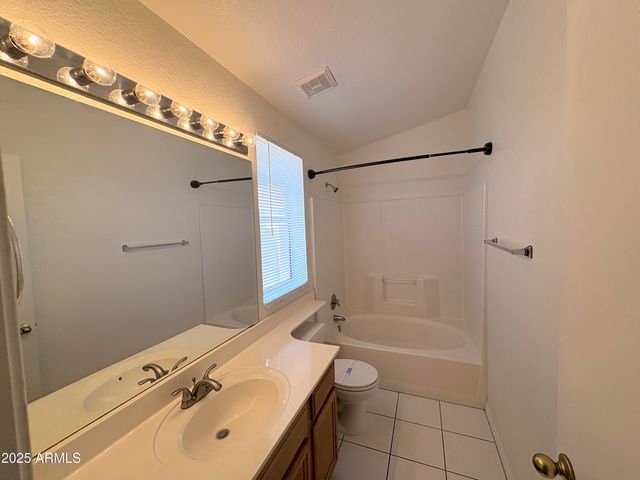 1872 E SAN TAN Street, Chandler, AZ 85225