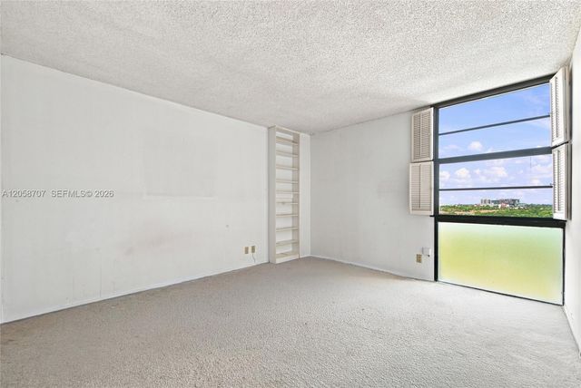 3401 N Country Club Dr 804, Aventura, FL 33180