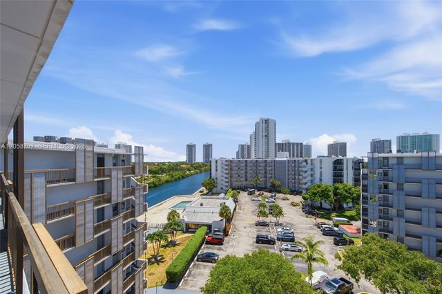 3401 N Country Club Dr 804, Aventura, FL 33180