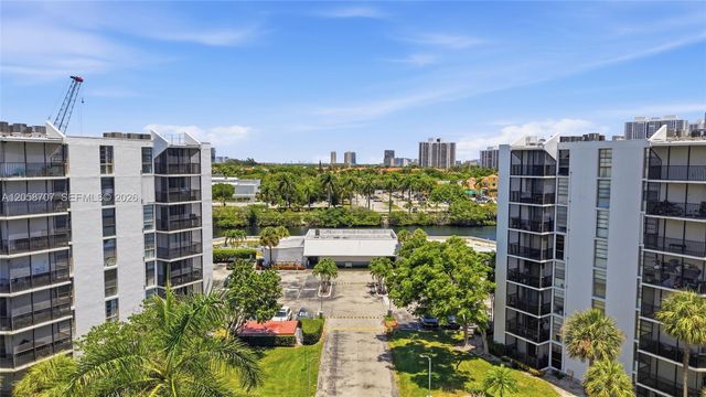 3401 N Country Club Dr 804, Aventura, FL 33180