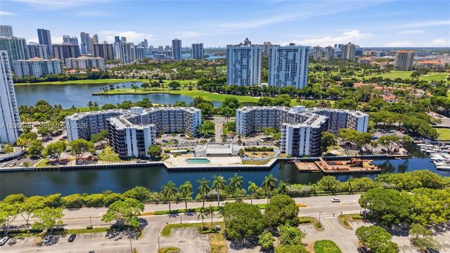 3401 N Country Club Dr 804, Aventura, FL 33180