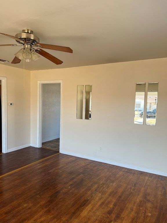 Image 3 of property listing at 1201 Clairmont Street, San Angelo, TX 76905