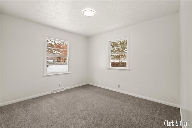 3958 Oak Valley Avenue Sw, City Of Wyoming, MI 49519