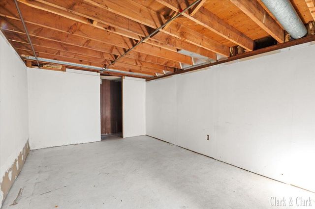 3958 Oak Valley Avenue Sw, City Of Wyoming, MI 49519