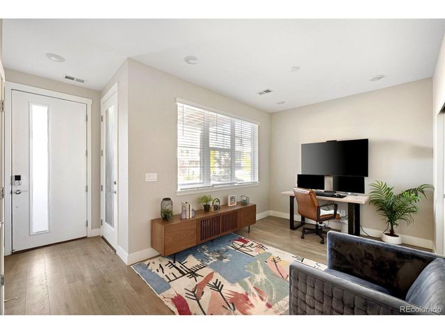 6300 N Dayton Ct, Denver, CO 80238