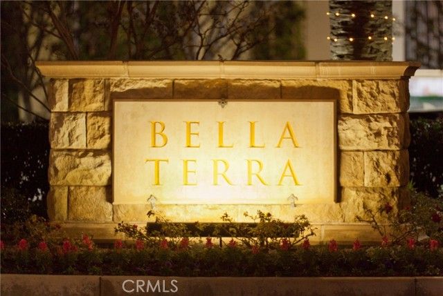 6126 Eaglecrest Drive, Huntington Beach, CA 92648