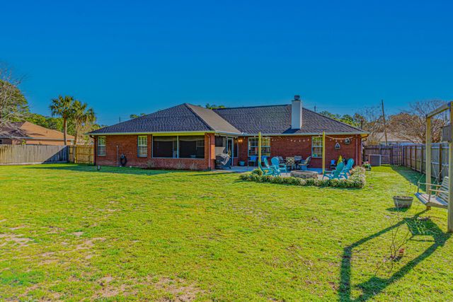 1927 Sunrise Drive, Navarre, FL 32566