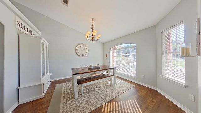 1927 Sunrise Drive, Navarre, FL 32566