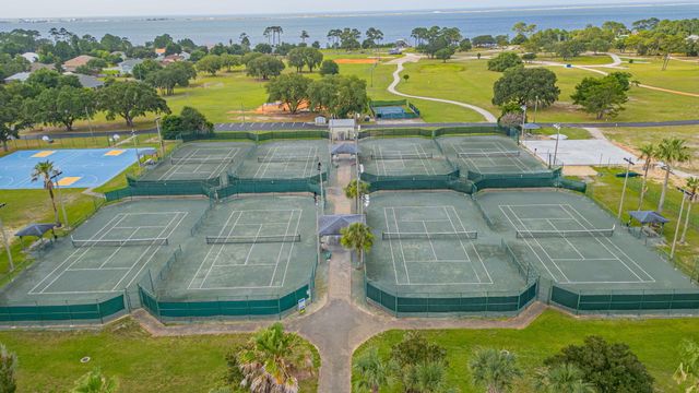 1927 Sunrise Drive, Navarre, FL 32566