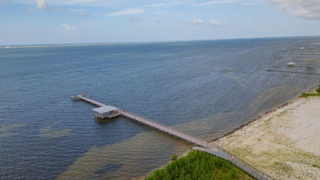 1927 Sunrise Drive, Navarre, FL 32566