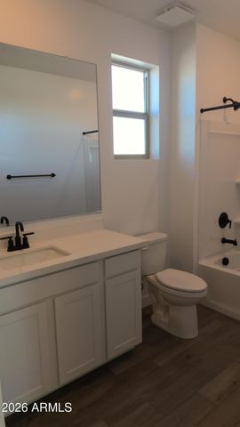 15233 W GRAY FOX Trail, Surprise, AZ 85387