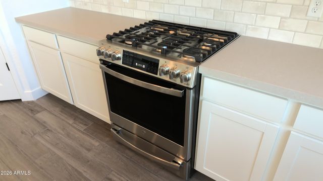 15233 W GRAY FOX Trail, Surprise, AZ 85387