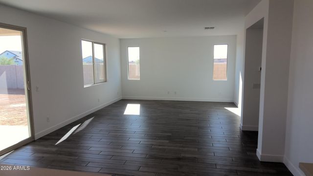 15233 W GRAY FOX Trail, Surprise, AZ 85387