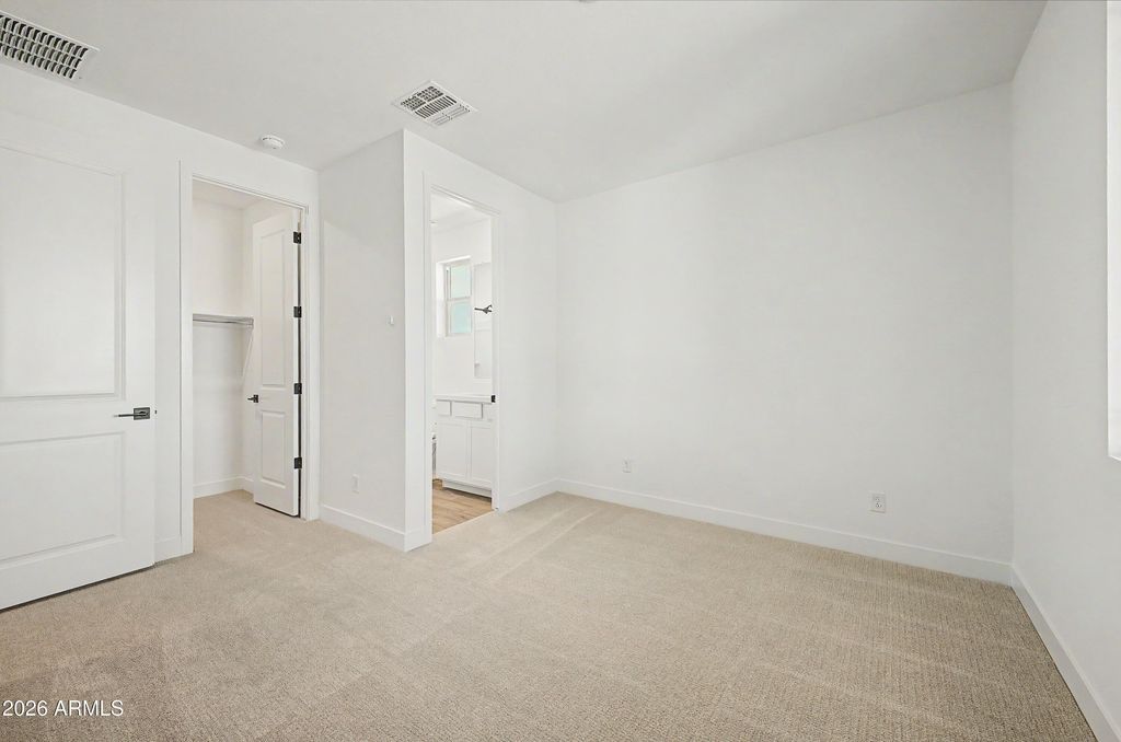 15233 W GRAY FOX Trail, Surprise, AZ 85387 — photo 4