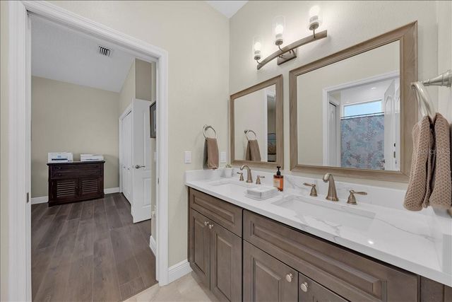 5114 SYLVAN OAKS DRIVE, Valrico, FL 33596