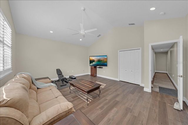 5114 SYLVAN OAKS DRIVE, Valrico, FL 33596