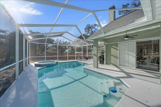 5114 SYLVAN OAKS DRIVE, Valrico, FL 33596