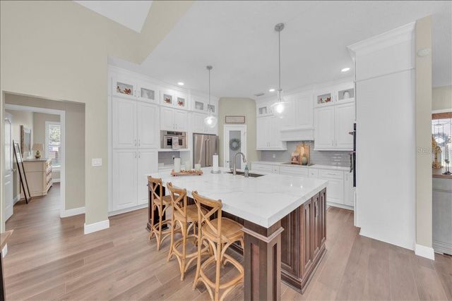 5114 SYLVAN OAKS DRIVE, Valrico, FL 33596