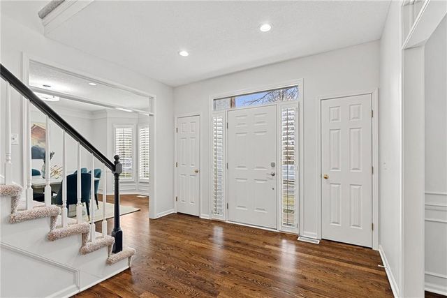 5212 W 129 Street, Leawood, KS 66209