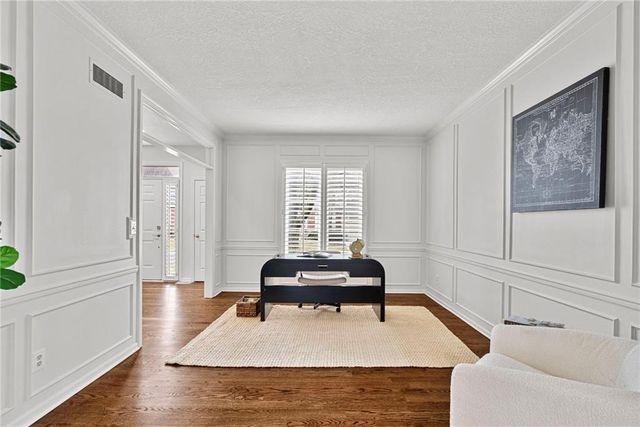 5212 W 129 Street, Leawood, KS 66209