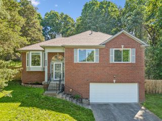 868 Dover Glen Dr, Antioch, TN 37013