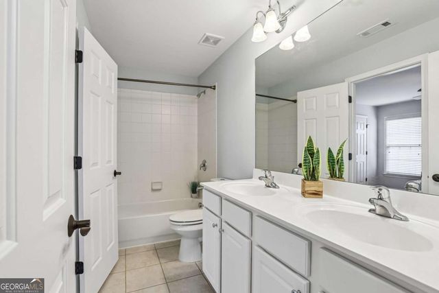 810 Freedom Way, Cumming, GA 30040